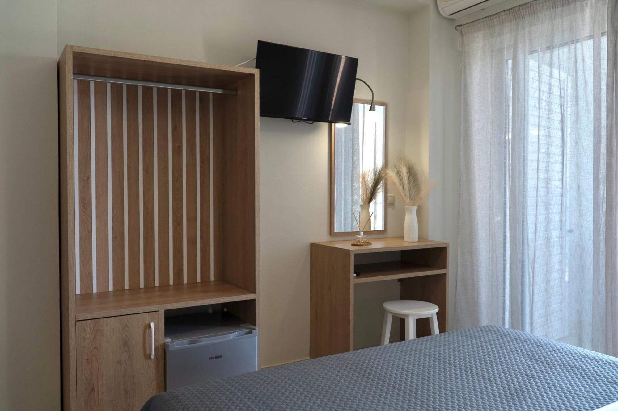 Rondo'S Hotel Himare Room photo